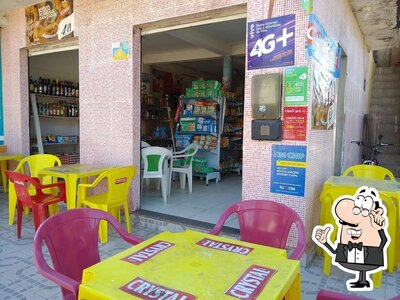 O interior do Mercadinho e distribuidora do Robson