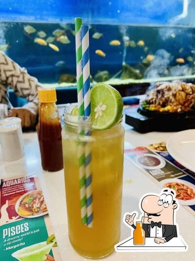 Try out various beverages available at Yanki Sizzlerr