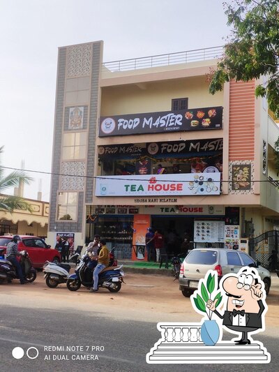 Check out how Food Master looks outside
