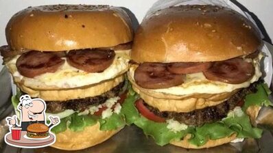 Experimente um dos hambúrgueres servidos no Katia lanches