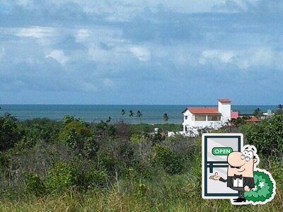 O exterior do Recanto das Tulipas