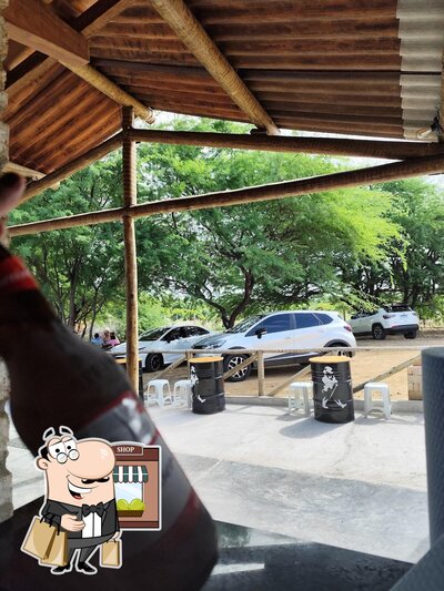 a parte exterior é uma característica importante do NA ROÇA BEER