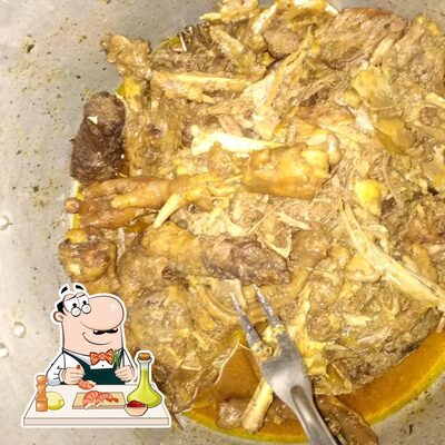 Os visitantes do Restaurante e Lanchonete Bom Sabor podem experimentar diferentes refeições de frutos do mar