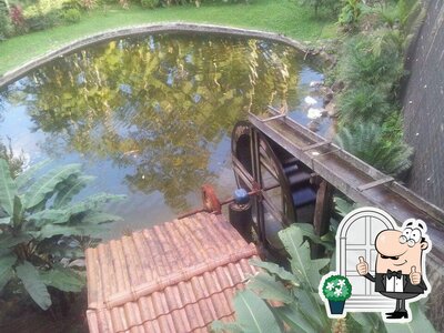 Veja imagens do exterior do Santpar Colonial