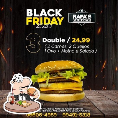 Experimente um dos hambúrgueres servidos no Rafa's Burguer