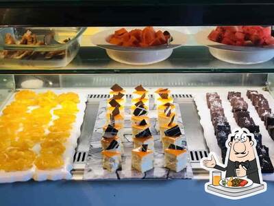 Meals at Deja Vu Buffet Bar