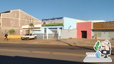 Você pode espairecer no na área externa do Kyoodai