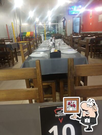 O interior do Pizzaria supremo