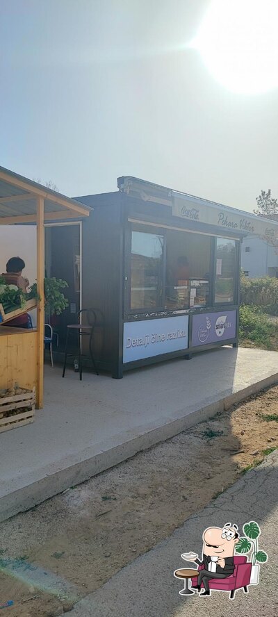 Siediti a un tavolo di Pekara Victor