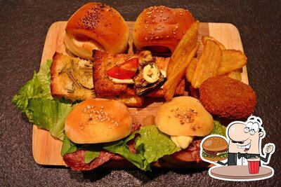 Commandez un hamburger à Conca D'Oro