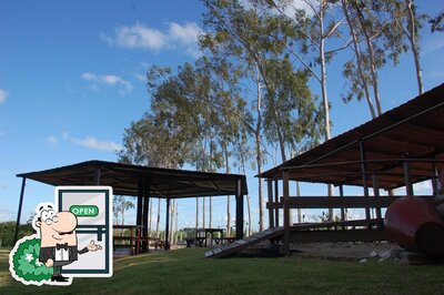 Veja a área externa do Rancho do Sabor