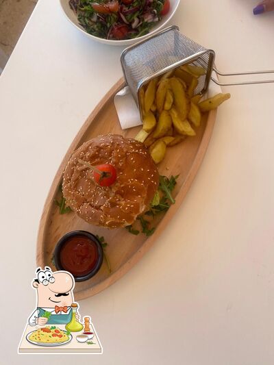 Platti al Restoran Spila