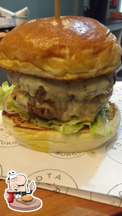 Experimente um hambúrguer no Rota Burger