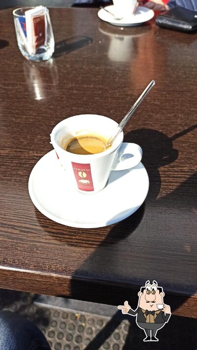 Goditi un drink al ristorante Cerutti Il Caffé