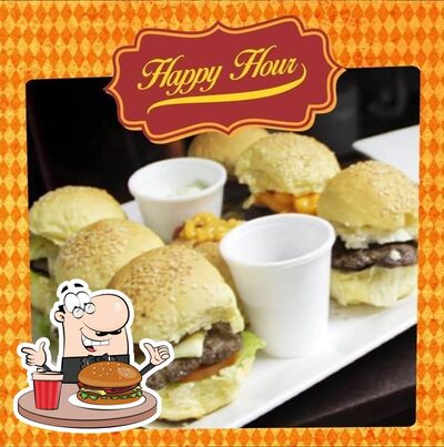 Delicie-se com um hambúrguer no Circus Snack Bar