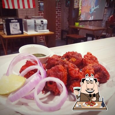 Munchies coffee Shoppe provides meat meals