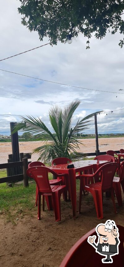 Veja imagens do interior do Taberna beer