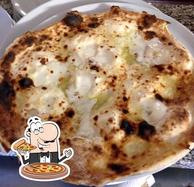 Prenditi una pizza al ristorante Il Buongustaio