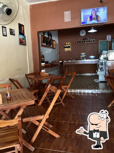 O interior do Café da Regina