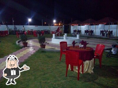 Take a seat at one of the tables at P.d. Palace