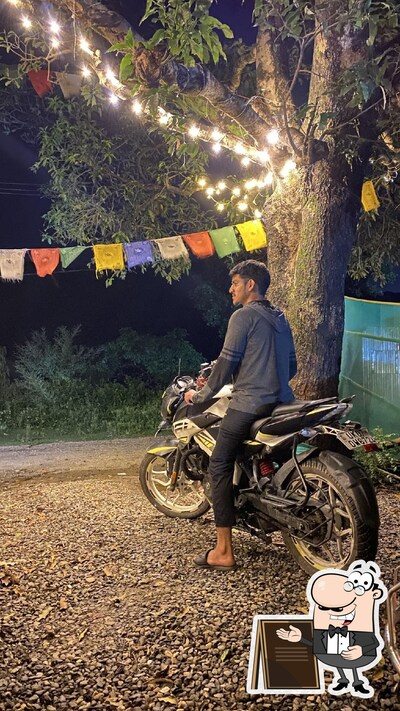 You can get some fresh air at the outside area of Friends Cafe