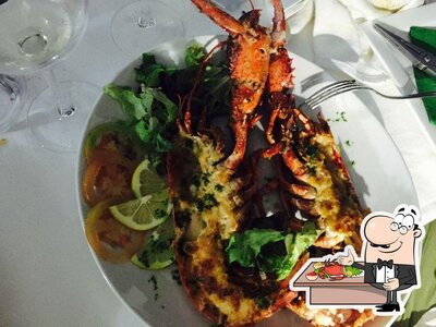 Ordina tra i vari prodotti di cucina di mare offerti al pub & bar Il Maestrale Ristorante di Pesce Fresco & Bar