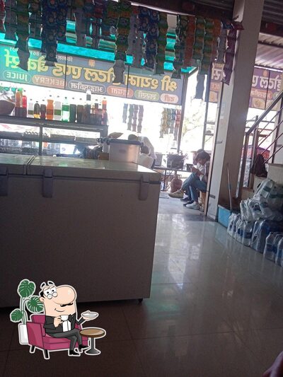 The interior of SHRI SHYAM RASTURANT