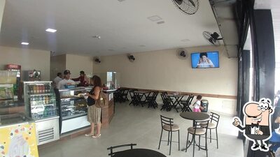Veja imagens do interior do Salgadinhos da hora