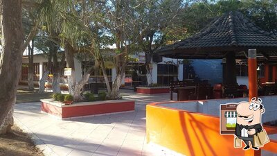O exterior do Restaurante do Lago