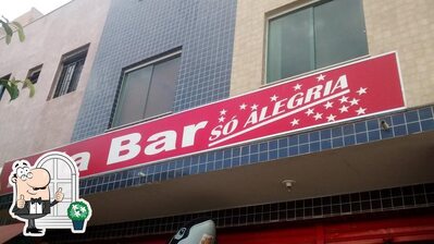 Veja imagens do exterior do Lula Bar