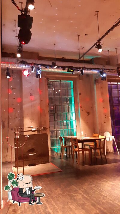 L'intérieur de KANTINE ATTISHOLZ - Events & Locations