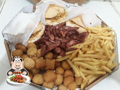 Comida em É De Casa - Lanches, Doces E Salgados