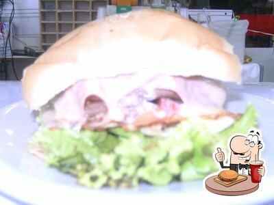 Experimente um dos hambúrgueres oferecidos no Xpicanha
