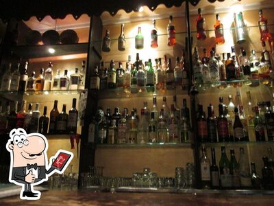 Puoi goderti un drink dal menu