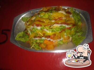 Comida em Quirino's Bar