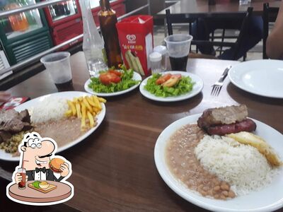 Consiga um hambúrguer no Churrascaria Bola Branca