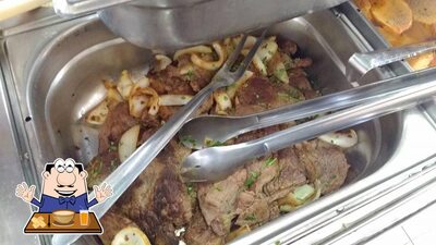 Platos en REstaurante e Conveniência Rowalu