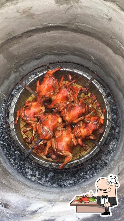 Basharath Arabian Mandi PnK offers a range of seafood meals