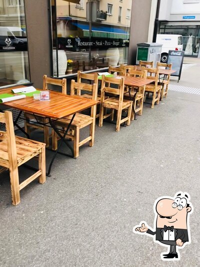 Gli interni di Butterfly Restaurant