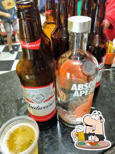 Você pode tomar um copo de cerveja leve ou escura