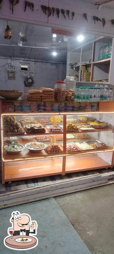 Food at Mahamaya Sweets
