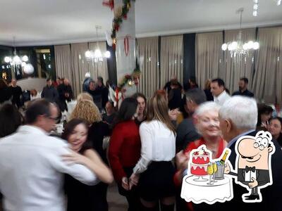 l'infunito fornisce ampi spazi per accogliere tutti i tuoi ospiti
