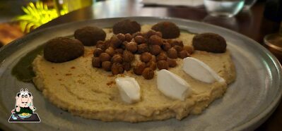 Platos en Nômades Bistrô