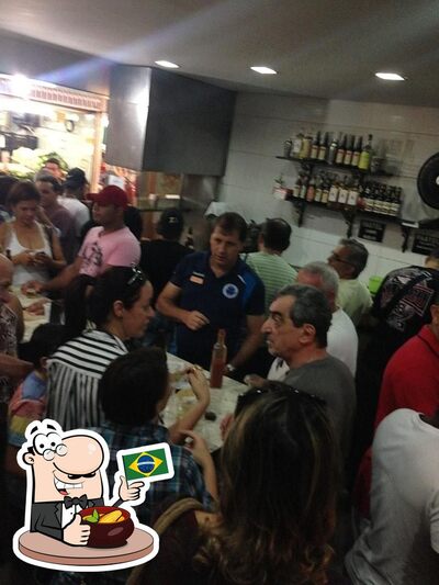 Comida em Mercado Novo
