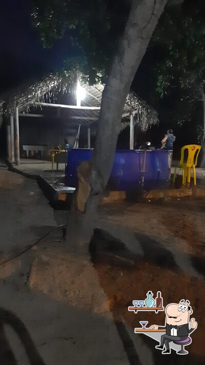 O interior do Bar do Zé de Deus