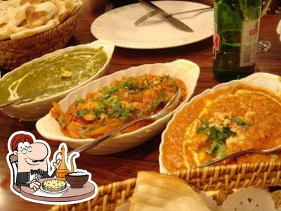 Food at Basant Plaza