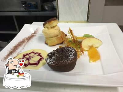 Au Cordon Bleu propose une variété de desserts