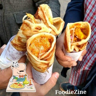 Food at L. Lazeez Kathi Rolls