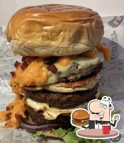 Delicie-se com um hambúrguer no Xapi Burguer