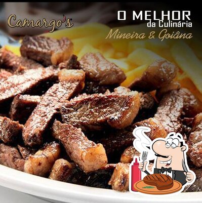 Refeições de carne são oferecidos no Restaurante Camargos